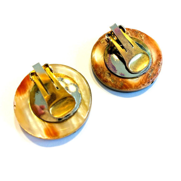 Vintage Clip On Earrings Artisan Made Abalone Shell Rounds Coastal Casual Chic - Picture 3 of 5